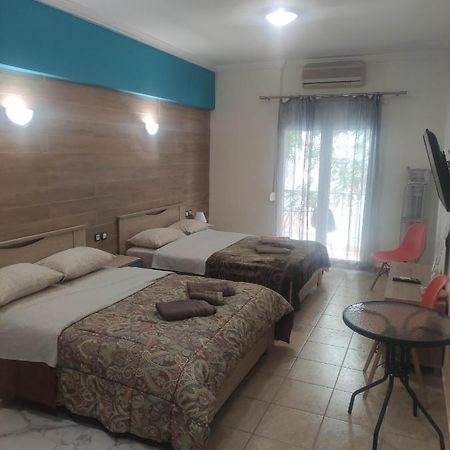 G M 3 Rooms Kentpo In The Heart Of The City Larissa Exteriör bild