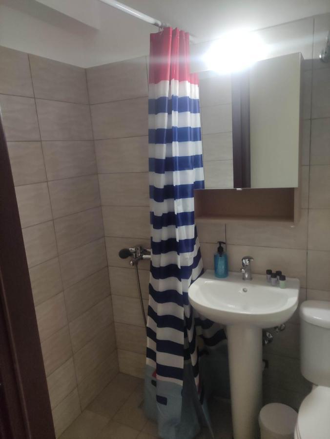 G M 3 Rooms Kentpo In The Heart Of The City Larissa Exteriör bild