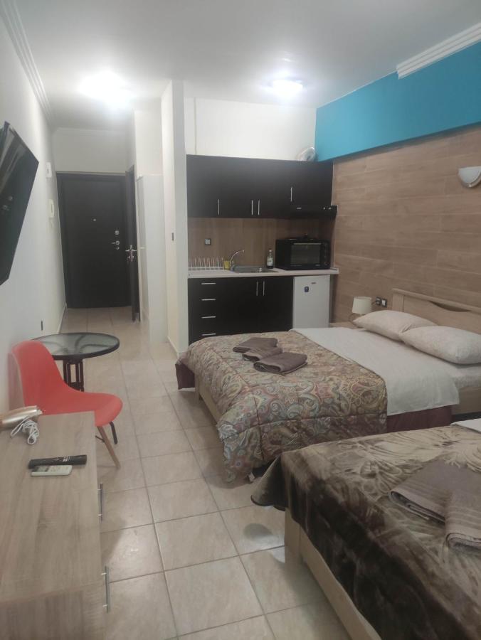 G M 3 Rooms Kentpo In The Heart Of The City Larissa Exteriör bild